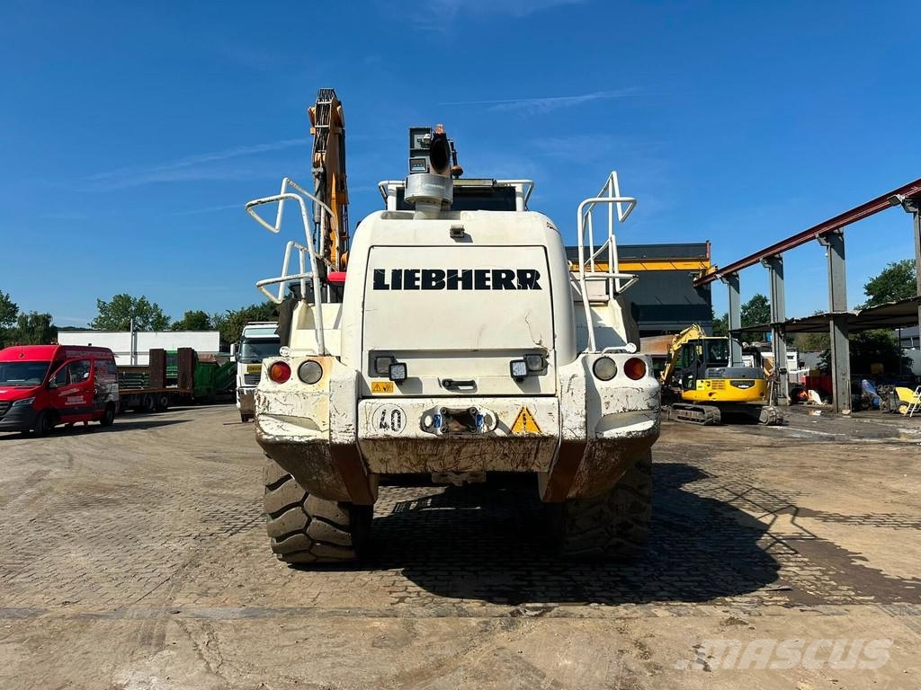 Liebherr L 576 Pale gommate