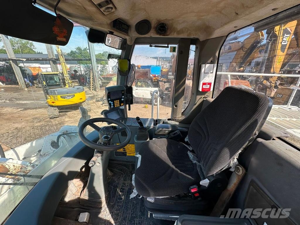Liebherr L 576 Pale gommate