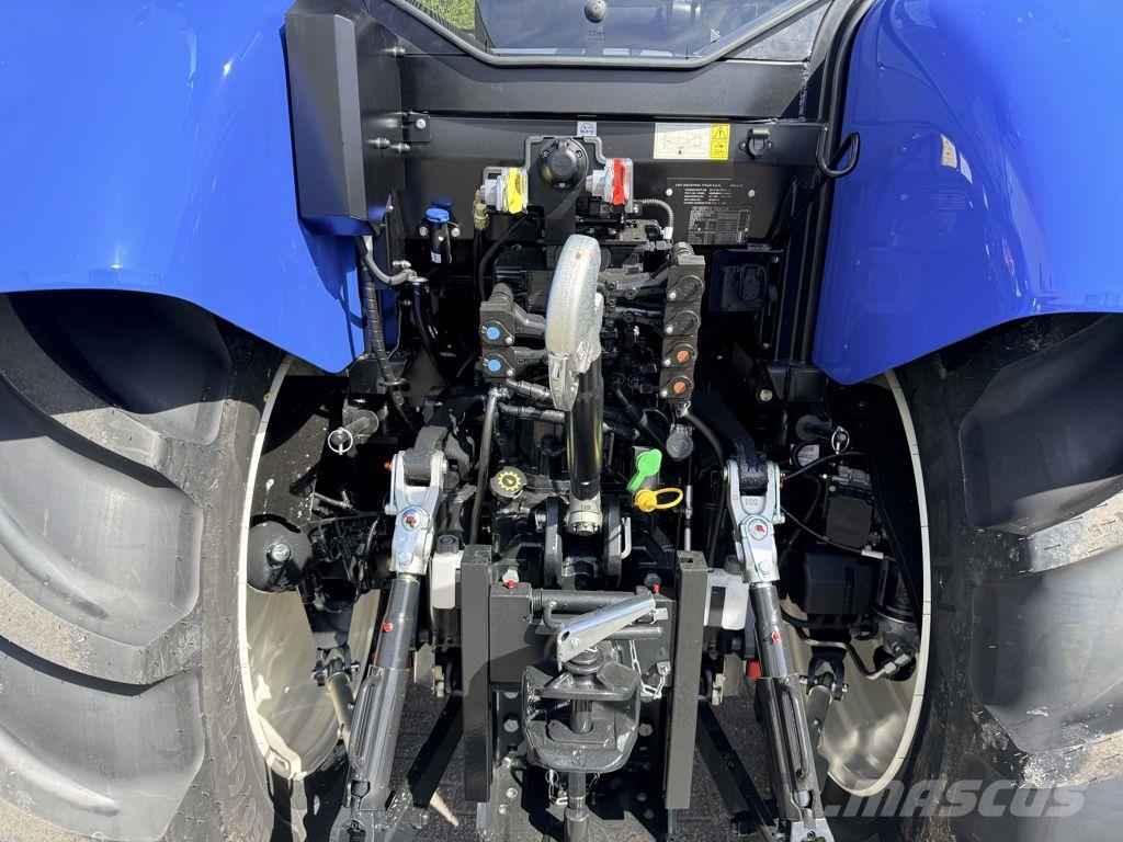 New Holland T6.145 AC STAGE V MY22 Traktorer