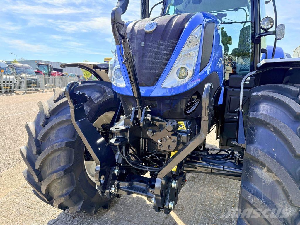New Holland T6.145 AC STAGE V MY22 Traktorer