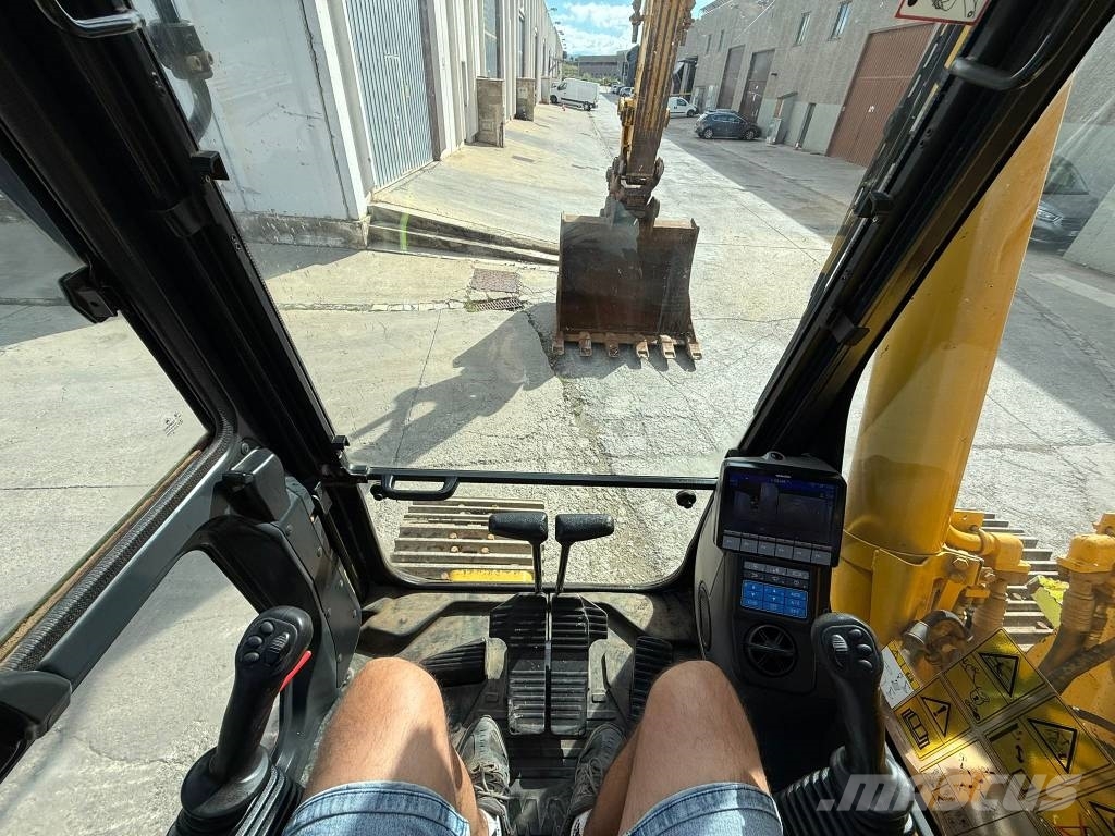 Komatsu PC 360 LC-11 Верижен екскаватор