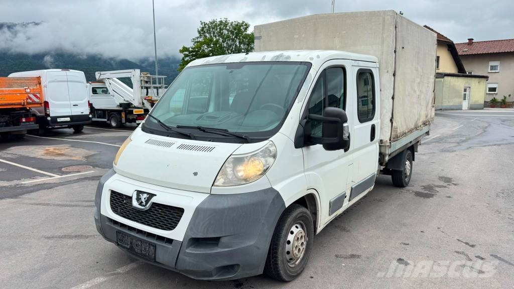 Peugeot Boxer 2.2 L3 stake body 3M - 7 seats Transporterek