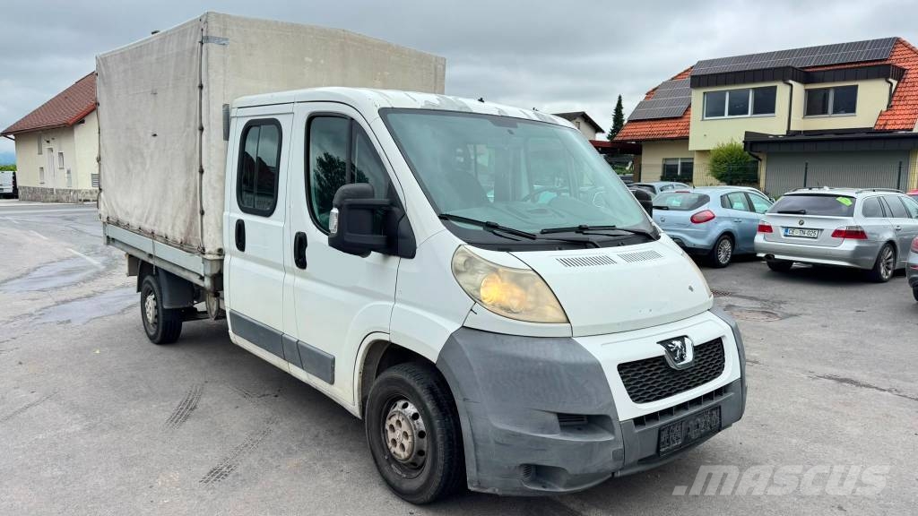 Peugeot Boxer 2.2 L3 stake body 3M - 7 seats Transporterek
