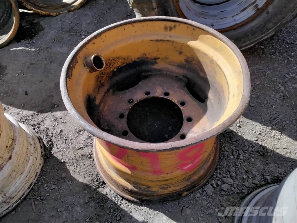 Ösa 250 20x26,5 Used/Beg Шины и колёса
