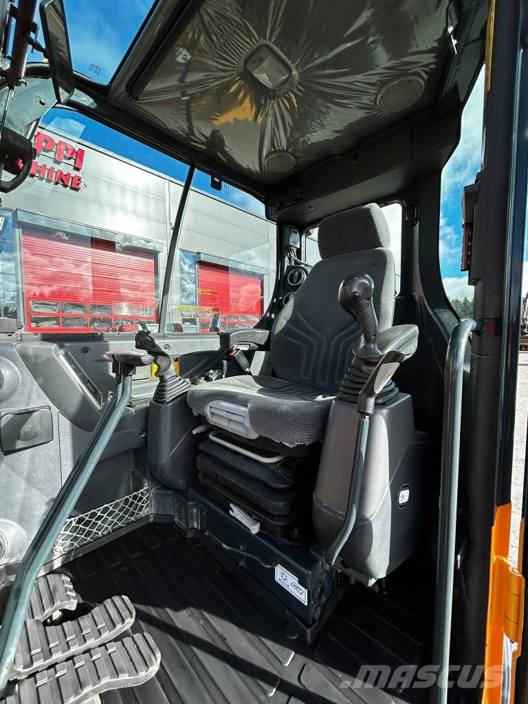 Hyundai Robex 60 CR-9/ Pyörittäjä, 2-kauhaa, Pienet tunnit Mini ekskavatoriai < 7 t
