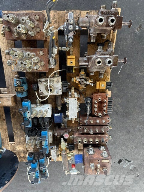 Parker RT 16 USED HYDRAULIC PARTS Mobilie drupinātāji