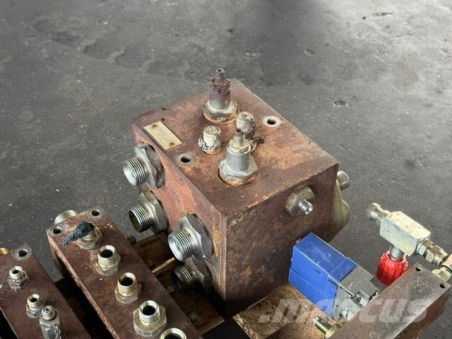 Parker RT 16 USED HYDRAULIC PARTS Mobilie drupinātāji