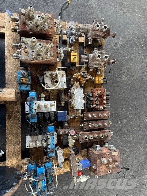 Parker RT 16 USED HYDRAULIC PARTS Mobilie drupinātāji