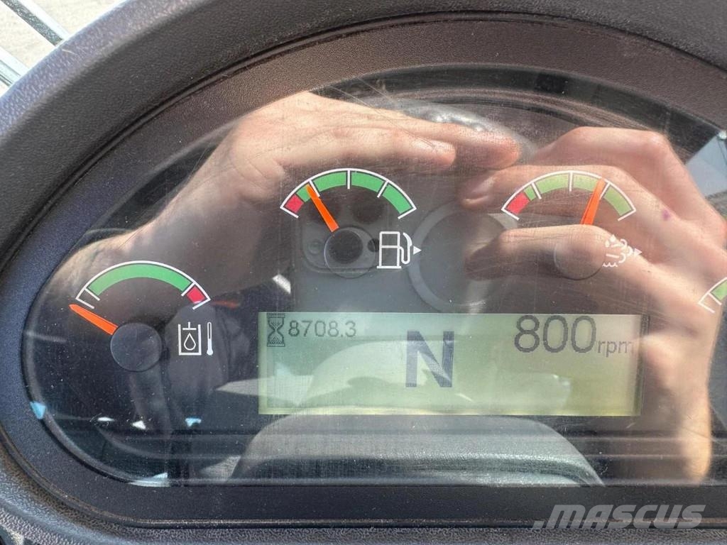 CAT 938M Chargeuse sur pneus