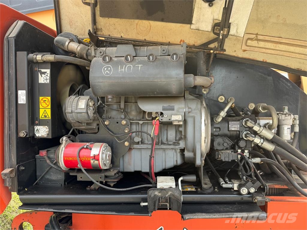 JLG 660SJ Knikarmhoogwerkers