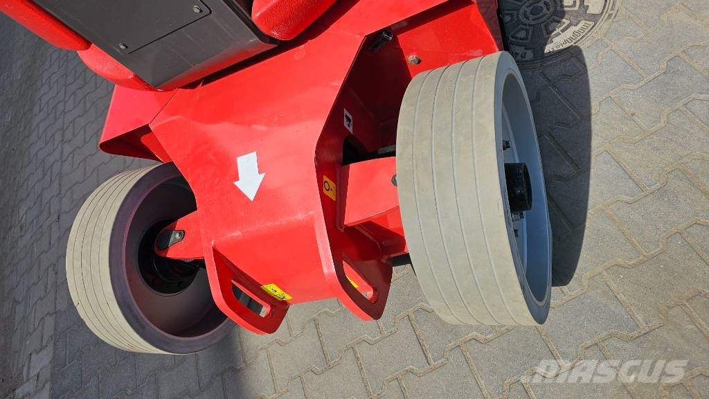Manitou 120 AET JC 曲臂高空工作平台
