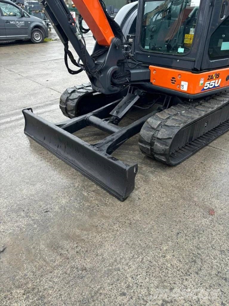 Hitachi ZX55U -6 CLR حفارات صغيرة أقل من 7 طن (حفارات صغيرة)