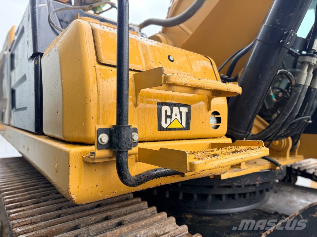CAT 336 07A GC Pelle sur chenilles