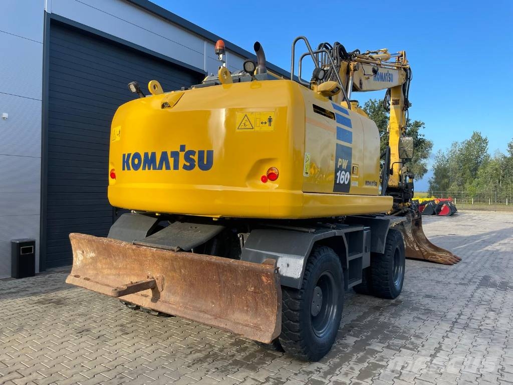 Komatsu PW160-10 Wielgraafmachines