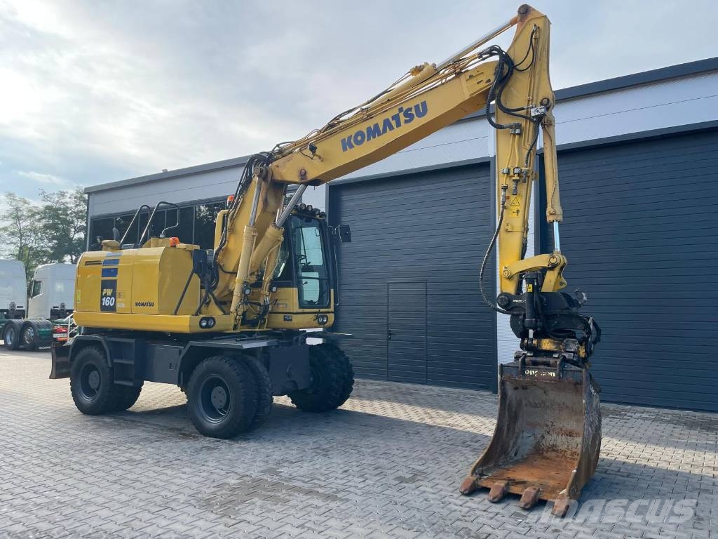 Komatsu PW160-10 Wielgraafmachines