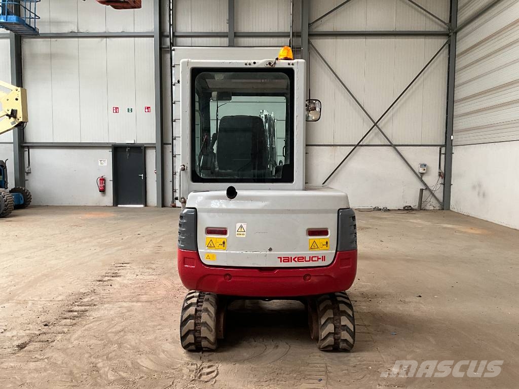 Takeuchi TB 228 Minigravere <7t