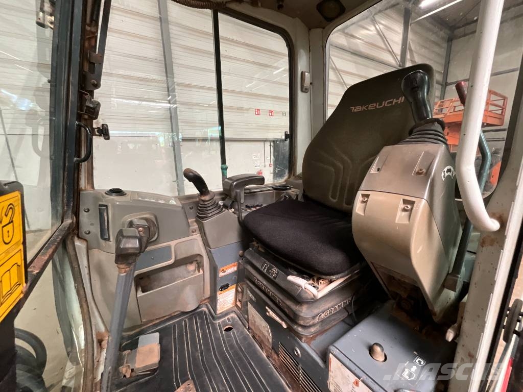 Takeuchi TB 228 Minigravere <7t