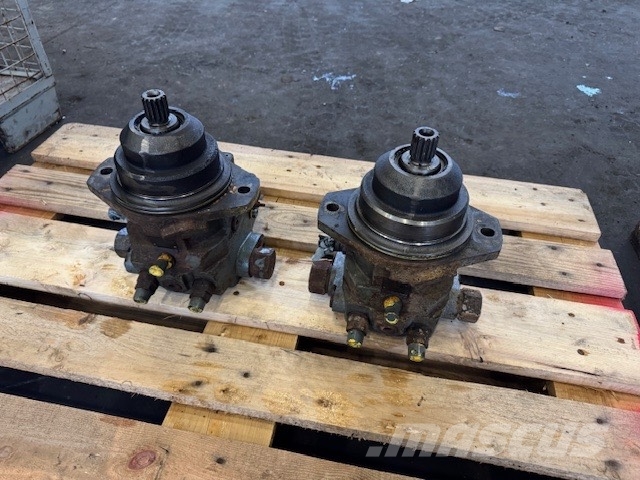Liebherr R 900 C SILNIK JAZDY Hydraulik