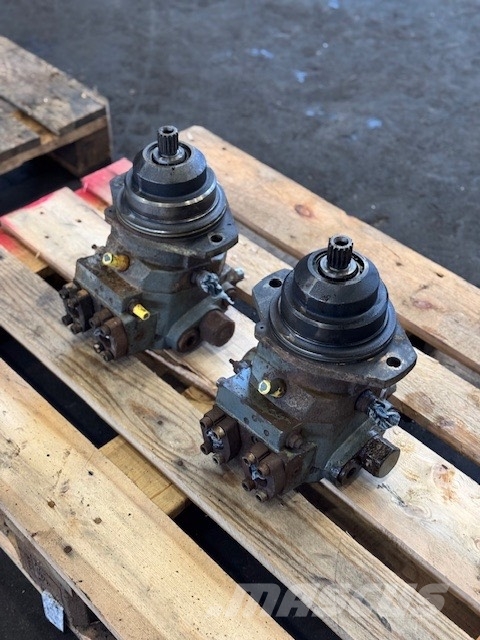 Liebherr R 900 C SILNIK JAZDY Hydraulik