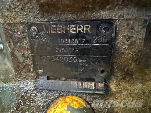 Liebherr R 900 C SILNIK JAZDY Hydraulik