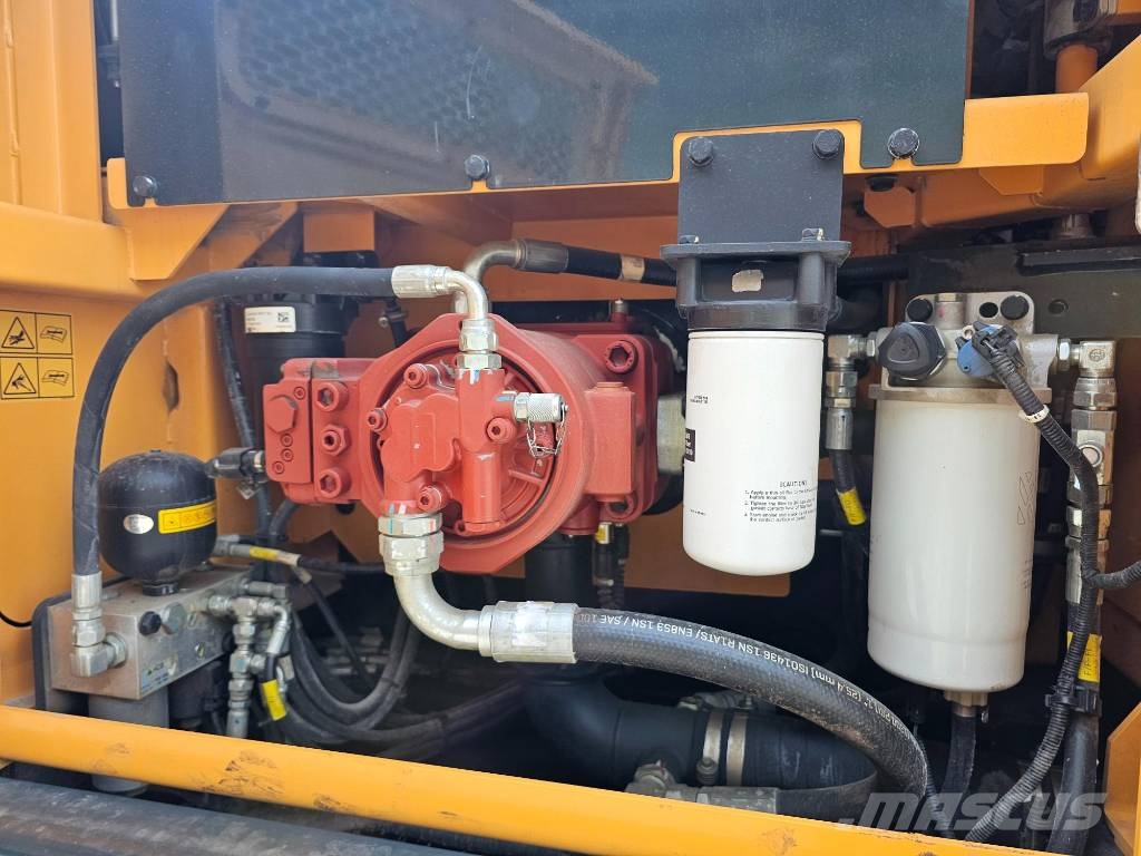 Hyundai HX 220 대형 굴삭기 29톤 이상