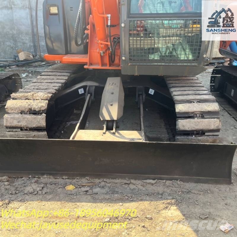 Hitachi ZAXIS 80 Pelle sur chenilles