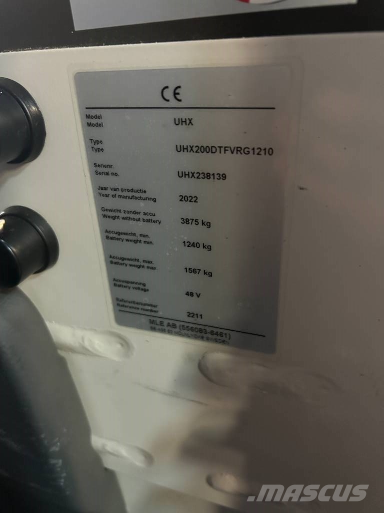 UniCarriers UHX200DTFVRG1210 Viljuškari sa pomičnim stupom