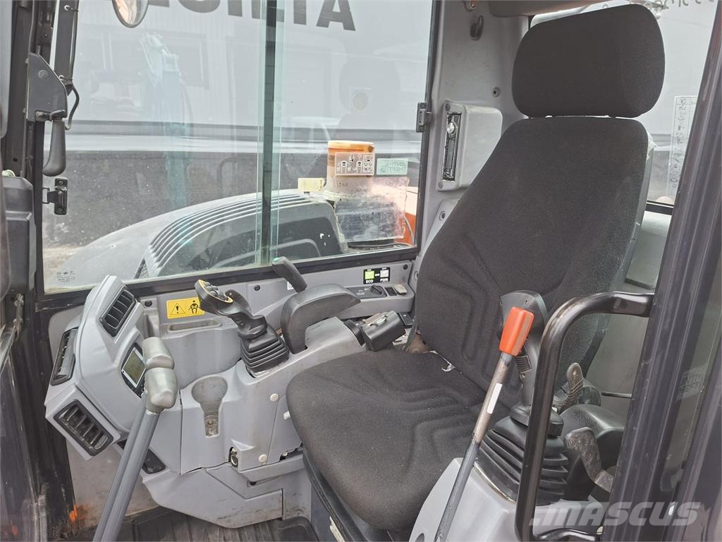 Kubota KX080-4a PYÖRITTÄJÄ PIHDEILLÄ Väikeekskavaatorid 7t-12t