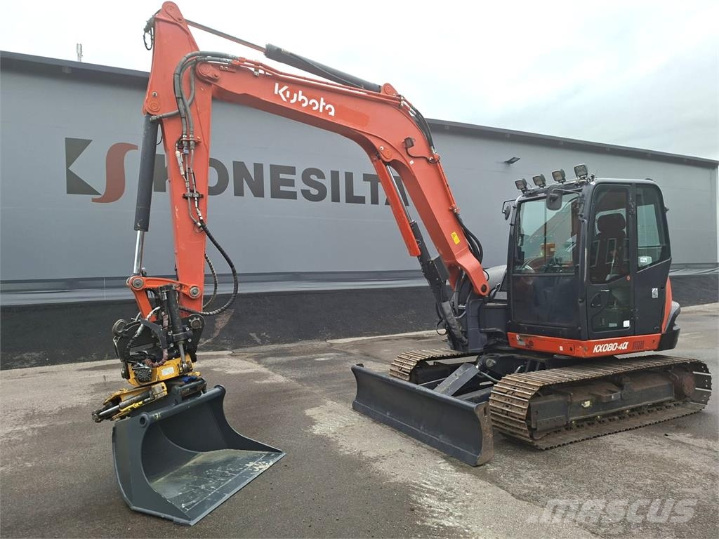 Kubota KX080-4a PYÖRITTÄJÄ PIHDEILLÄ Väikeekskavaatorid 7t-12t