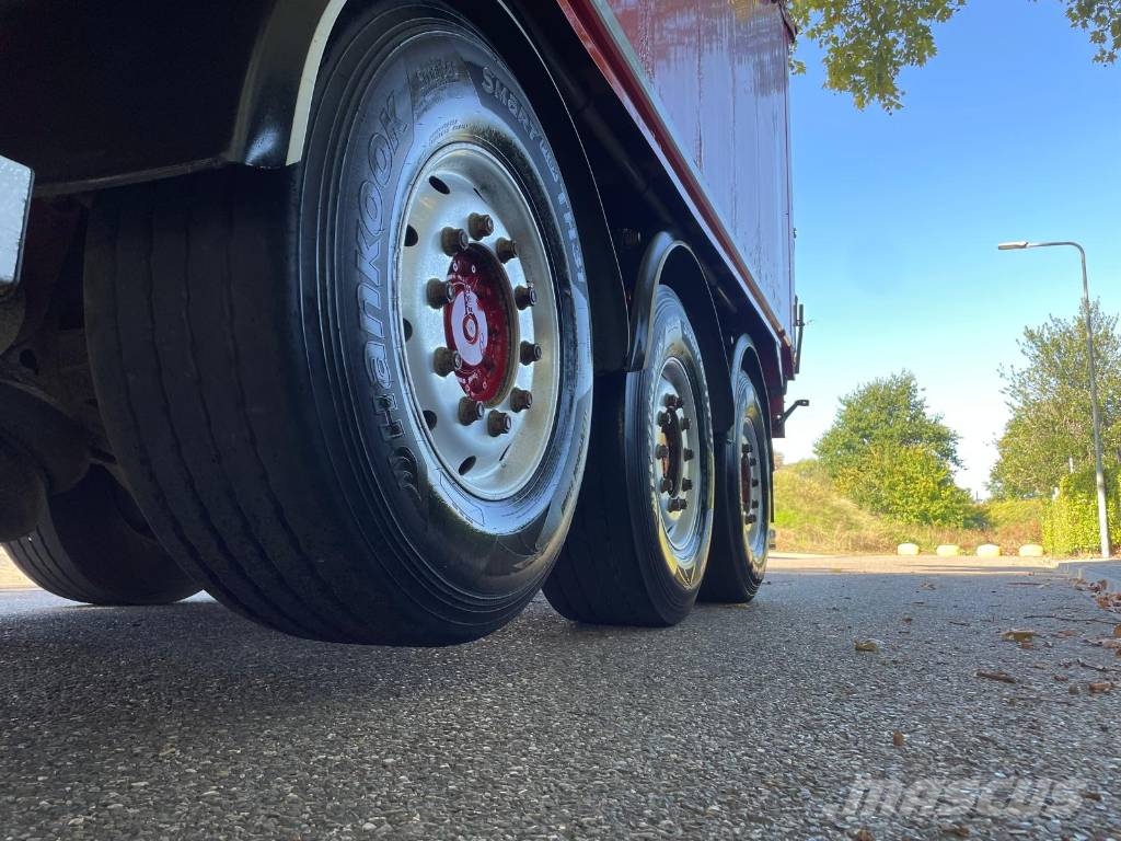 Fruehauf E13 Tipper semi-trailers