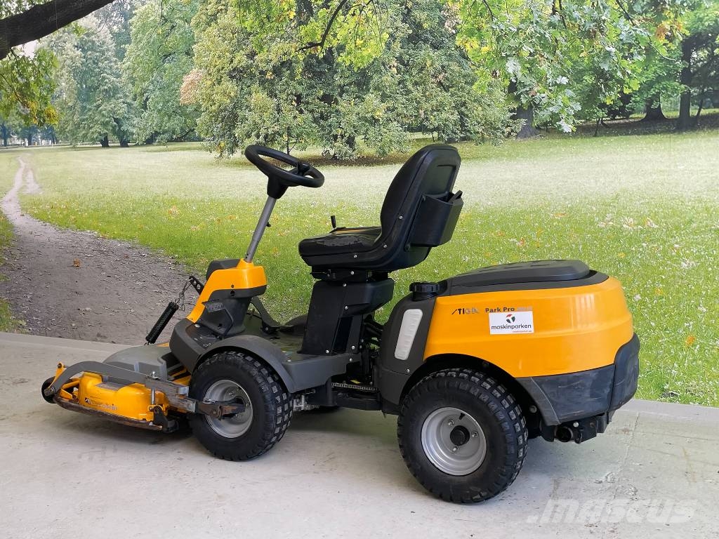 Stiga Park PRO 340IX Χορτοκοπτικά με καθιστό χειριστή