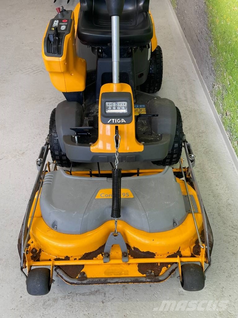 Stiga Park PRO 340IX Χορτοκοπτικά με καθιστό χειριστή