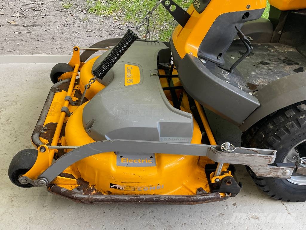 Stiga Park PRO 340IX Χορτοκοπτικά με καθιστό χειριστή