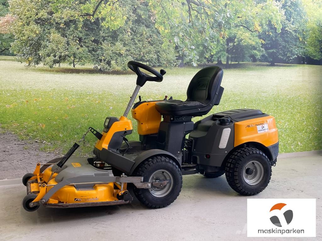 Stiga Park PRO 340IX Χορτοκοπτικά με καθιστό χειριστή