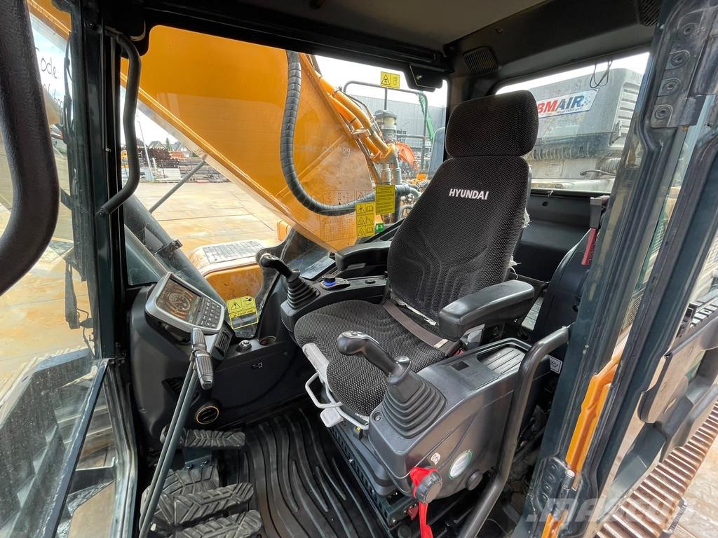 Hyundai HX480L Rupsgraafmachines
