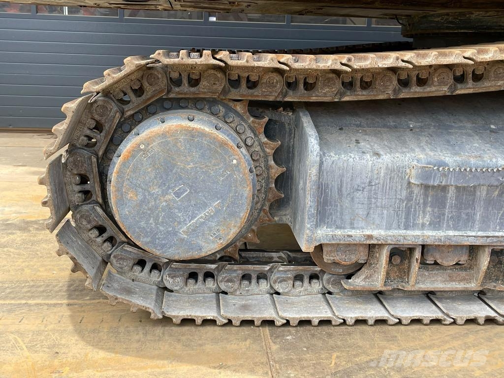Hyundai HX480L Rupsgraafmachines