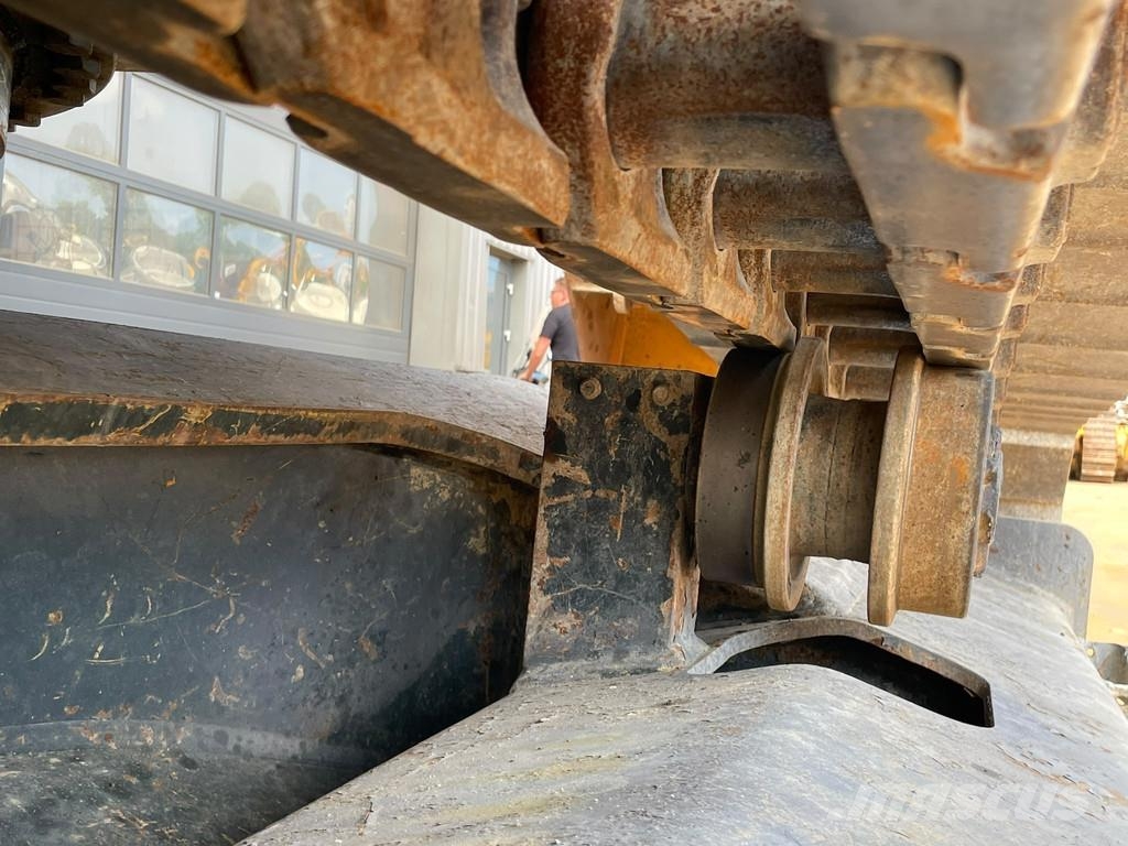 Hyundai HX480L Rupsgraafmachines