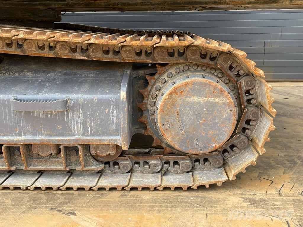 Hyundai HX480L Rupsgraafmachines
