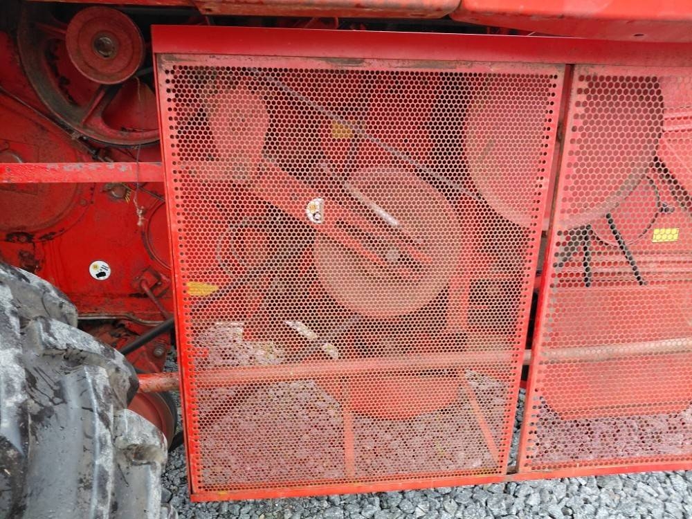 Massey Ferguson 206 leikkuupuimuri Derliaus nuėmimo kombainai