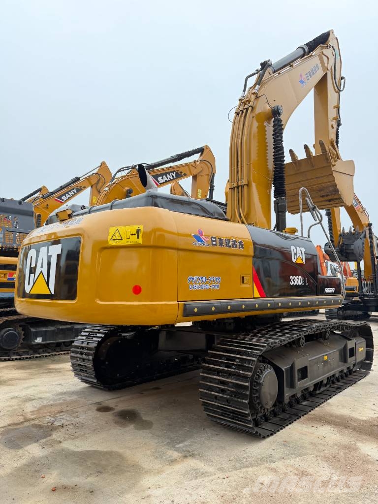CAT 336D2L   3000 units excavators in stock Raupenbagger