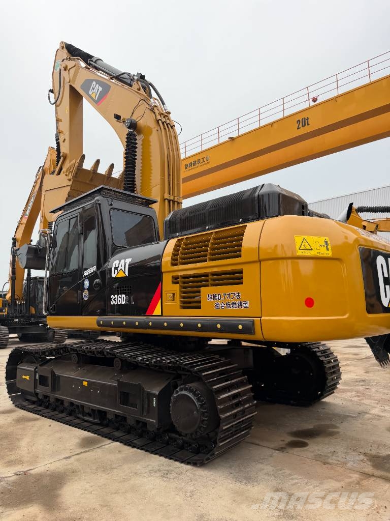 CAT 336D2L   3000 units excavators in stock Raupenbagger