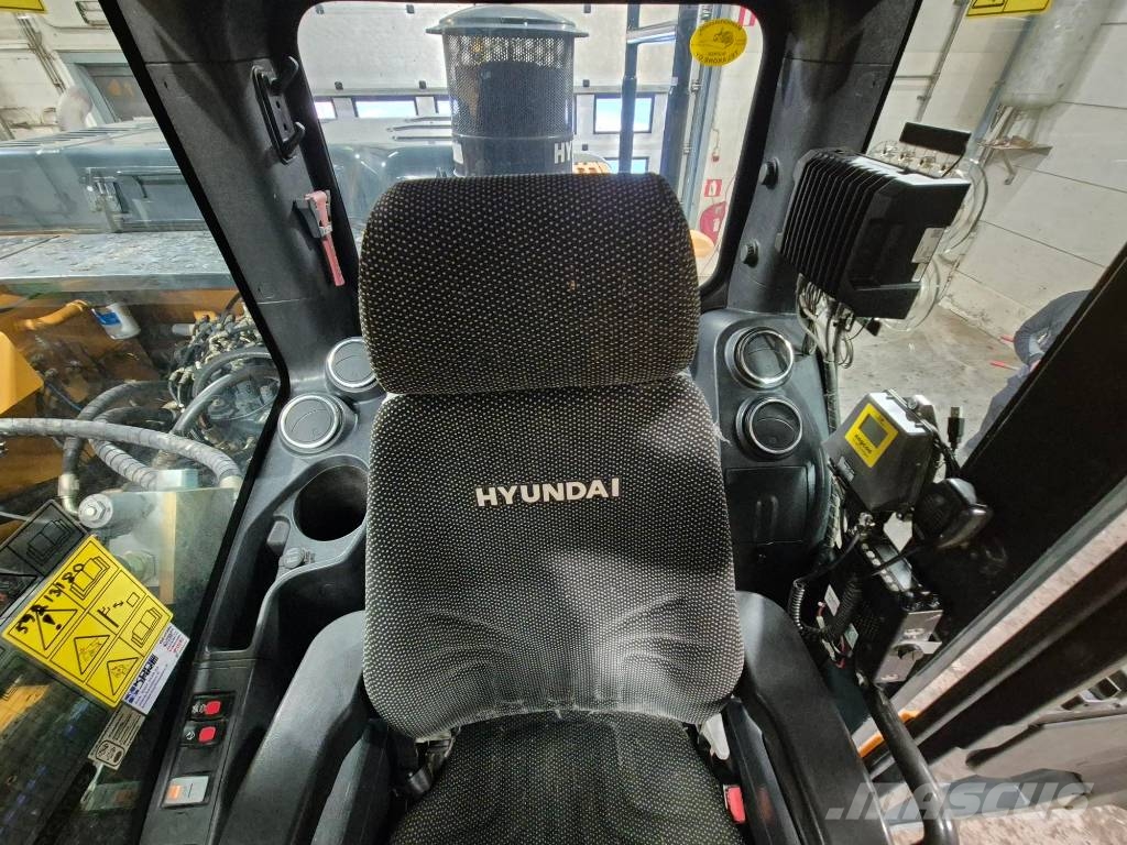 Hyundai HX 300 L Гусеничные экскаваторы