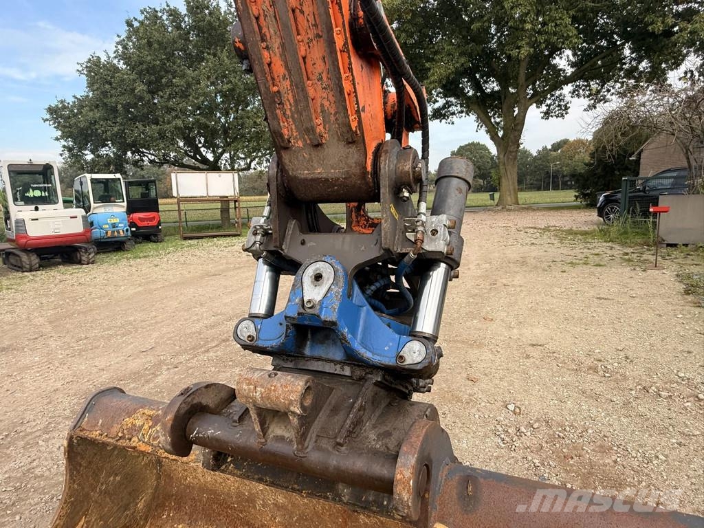 Doosan DX140W-3 Wheeled excavators