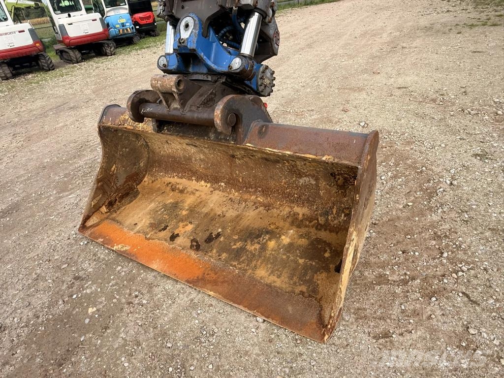 Doosan DX140W-3 Wheeled excavators