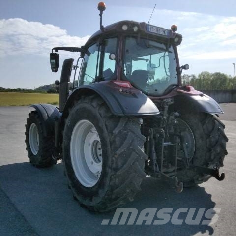Valtra N 174 Tractoare