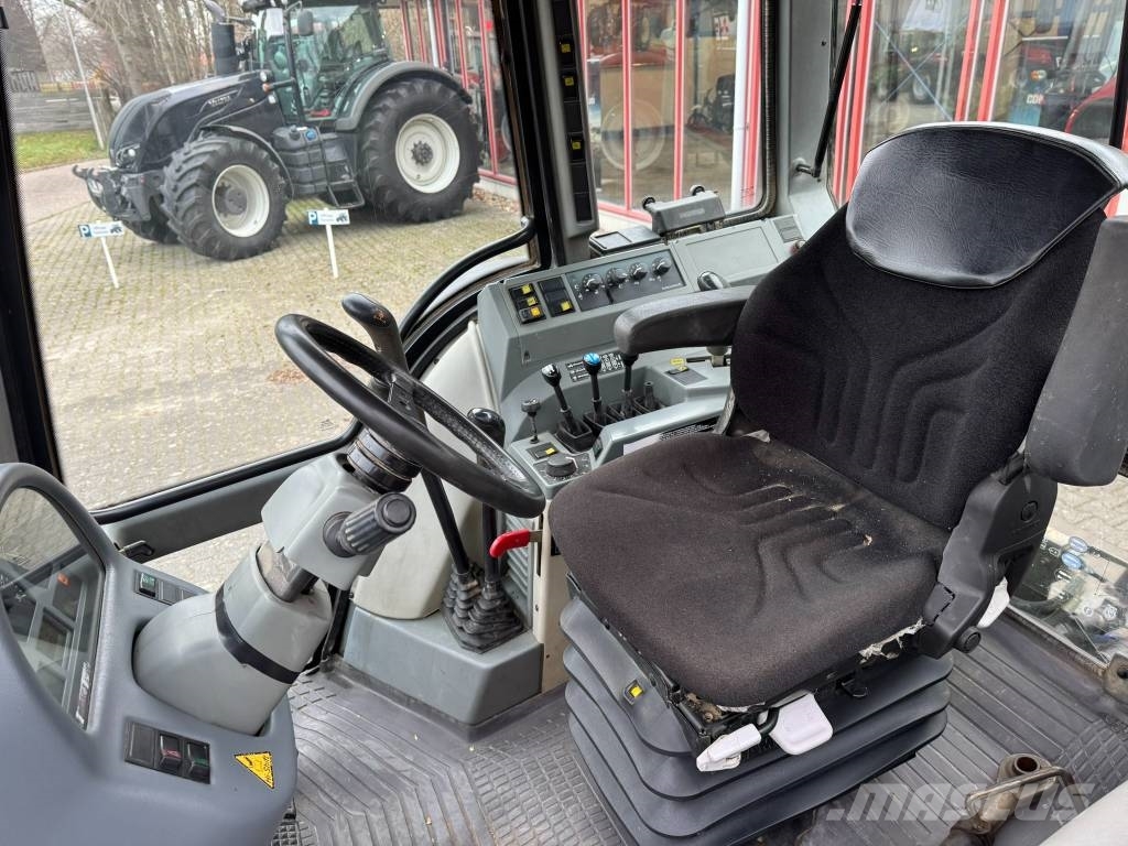 Valtra 8150 拖拉机/农用车