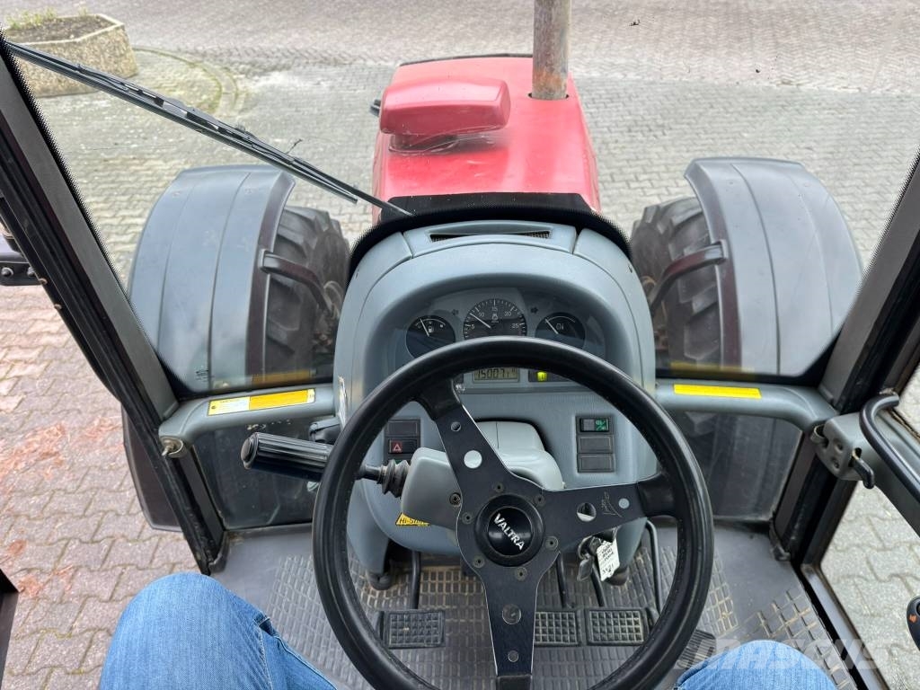 Valtra 8150 拖拉机/农用车