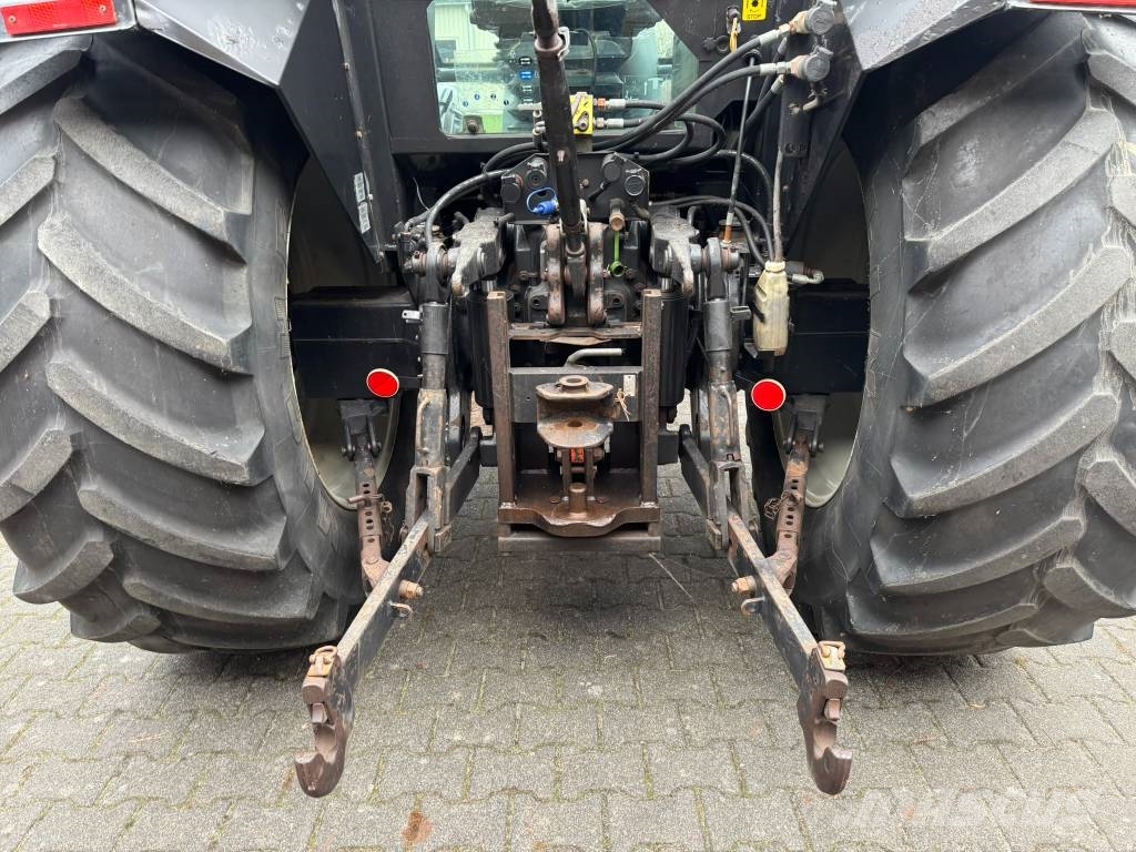 Valtra 8150 拖拉机/农用车