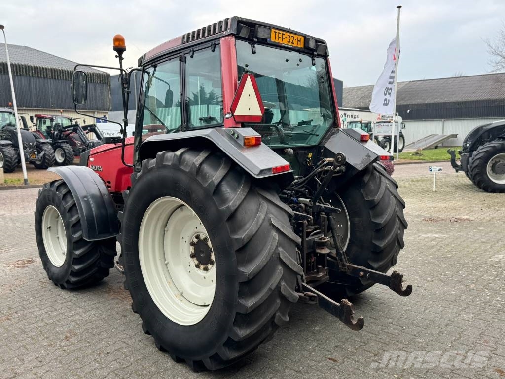 Valtra 8150 拖拉机/农用车