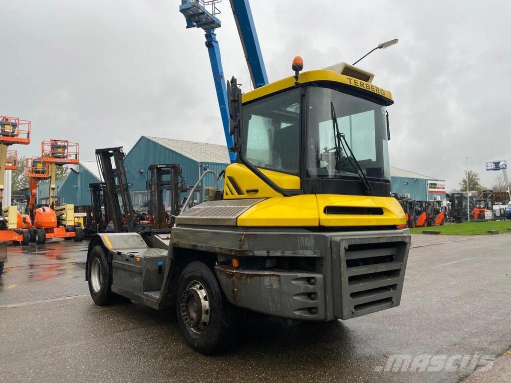 Terberg TT223 Tracteur de manœuvre